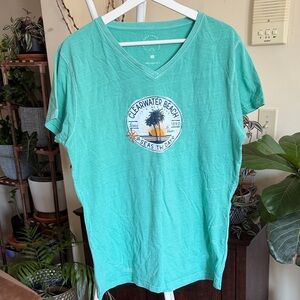 Green V-Neck Graphic Tee 2XL NWT